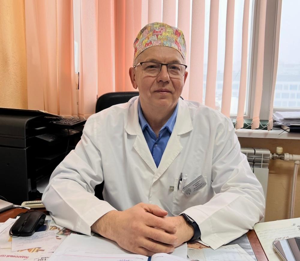 Врач-онколог Фуать Енгалычев участвует в номинации «Народный врач» интернет-голосования